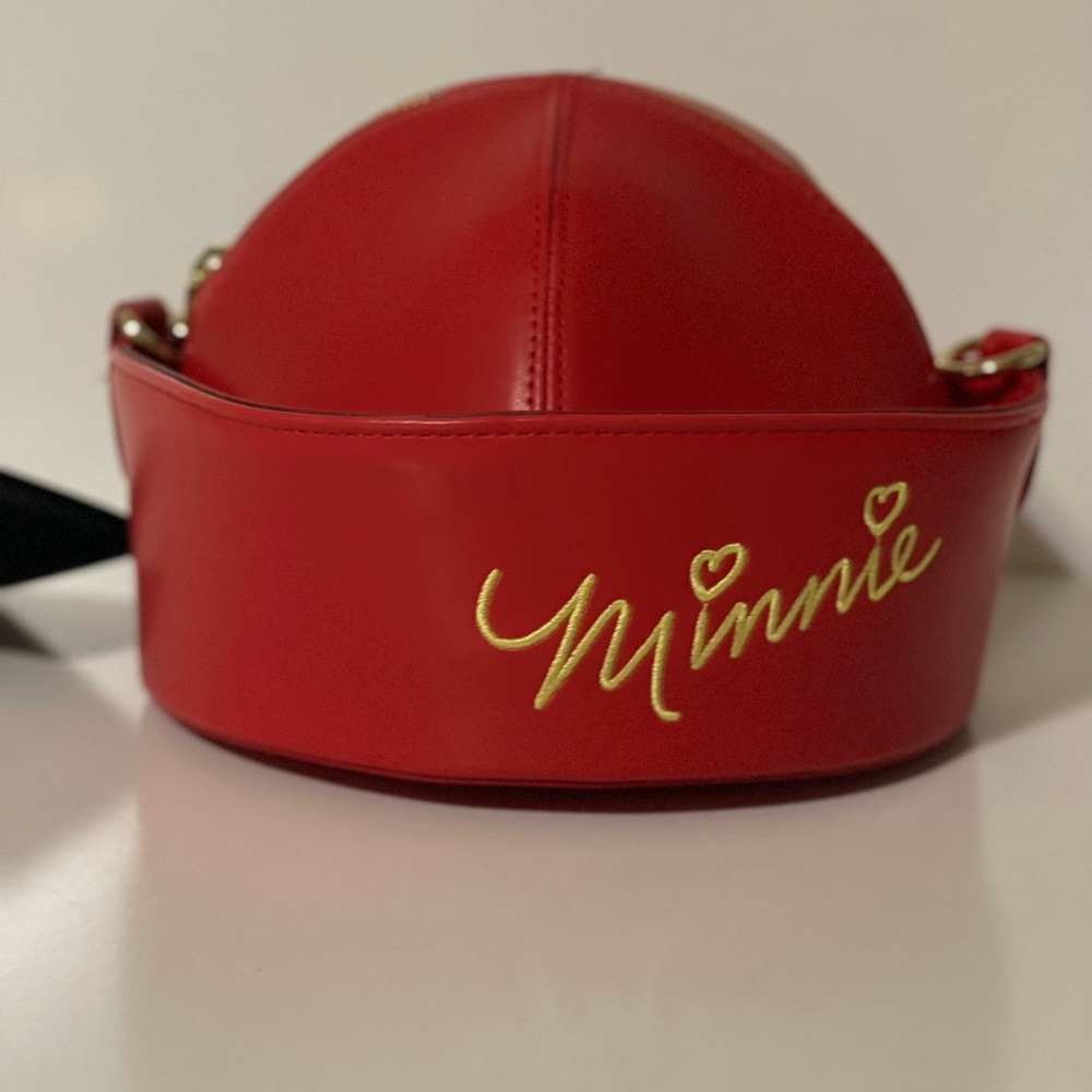Disney Minnie Mouse Daisy Hat Crossbody Bag by Loungefly “ NEW”